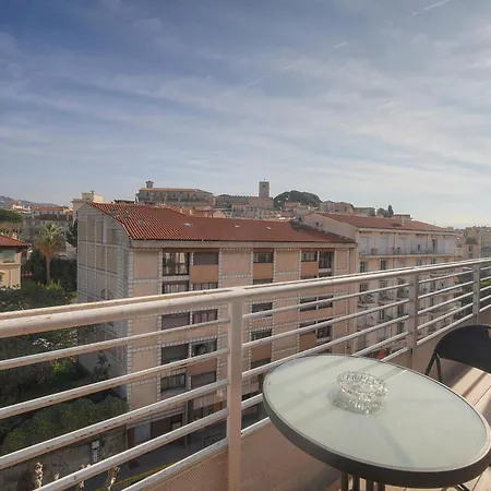 Edouard - Piscine-parking - Vca