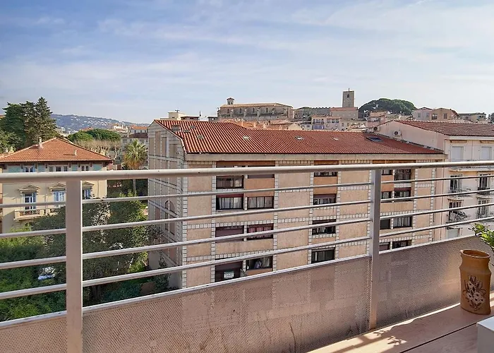 Edouard - Piscine-parking - Vca Apartman